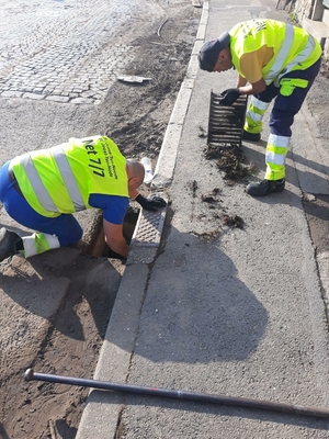 Operatie schone afvoerkolken in Luik voor de gemeentelijke ploegen van Sint-Joost